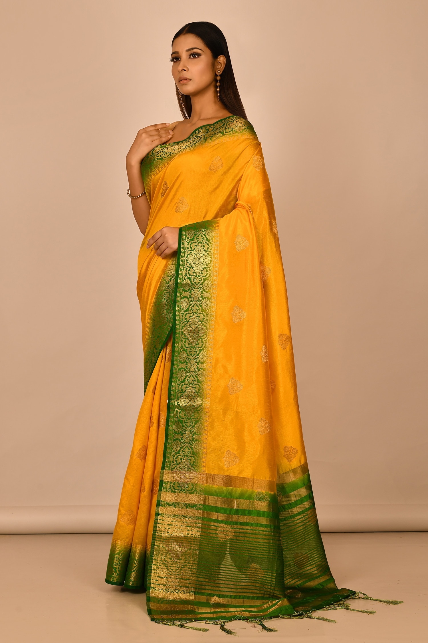 Stuuning yellow banarasi silk saree - G3-WSA54813 