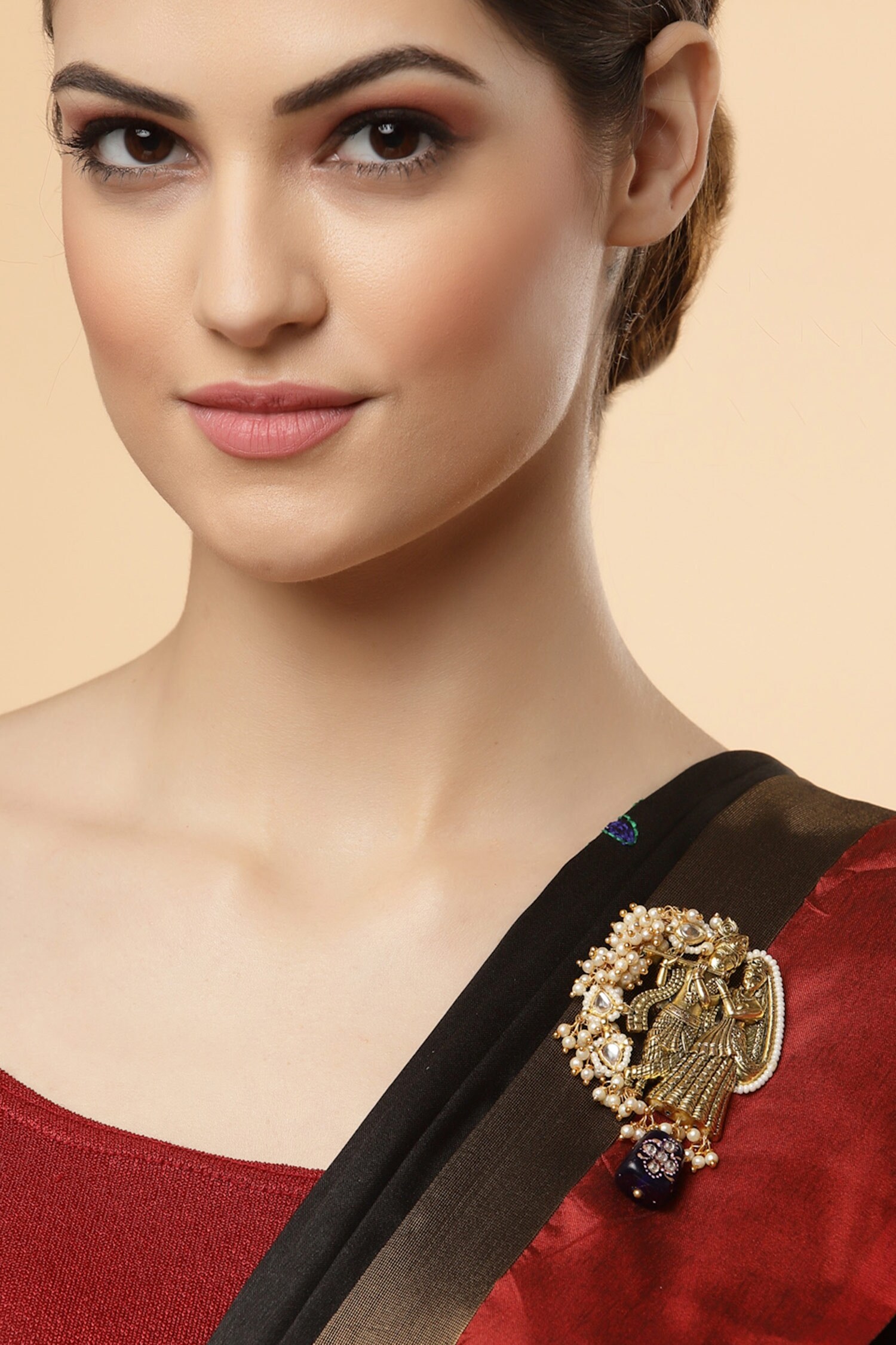 Saree sale blouse brooch