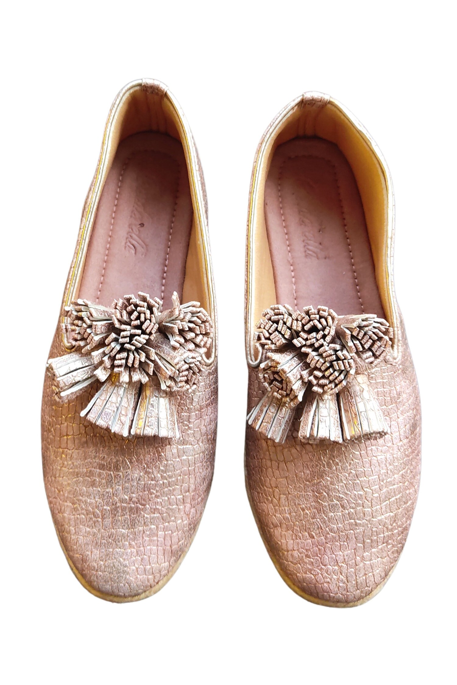 Buy Cinderella by Heena Yusuf Pink Pu Kairos Tassel Shoes Online Aza