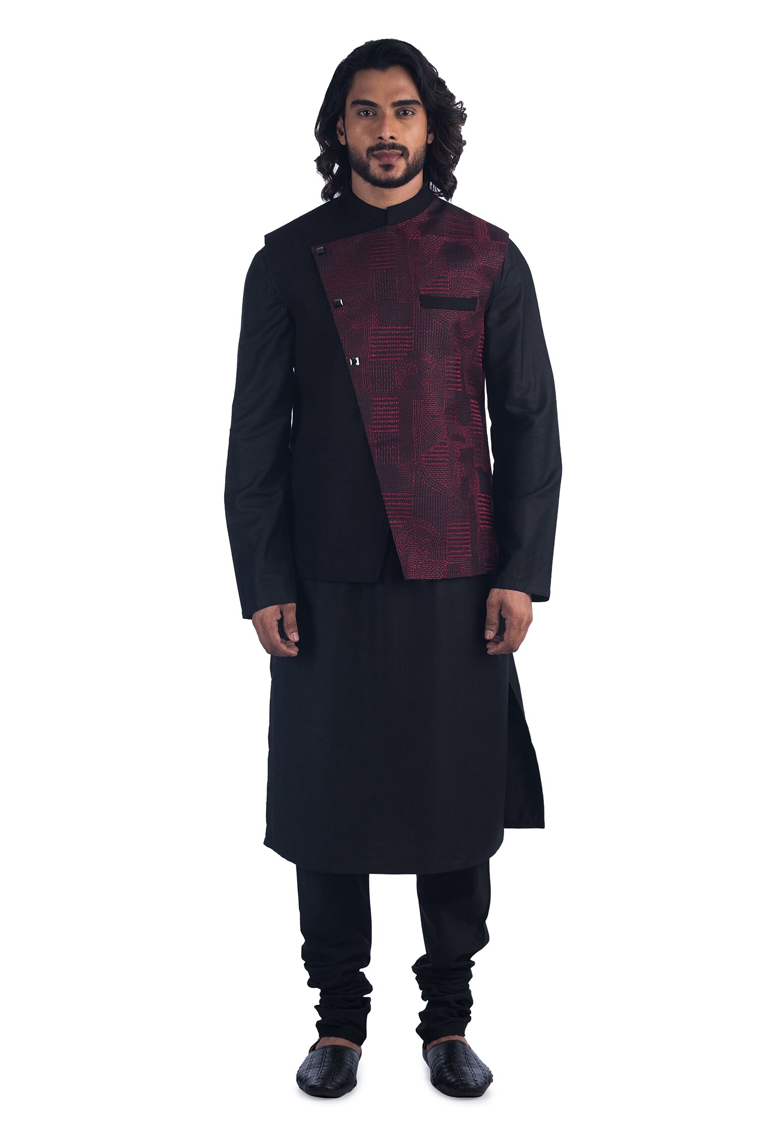 Poonam Kasera Black Silk Embroidered Bundi And Kurta Set