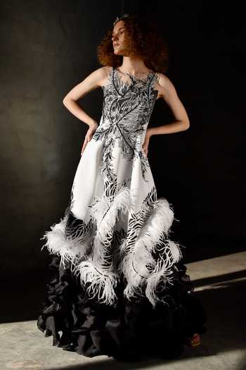 Sheba Leaf Appliqué Gown