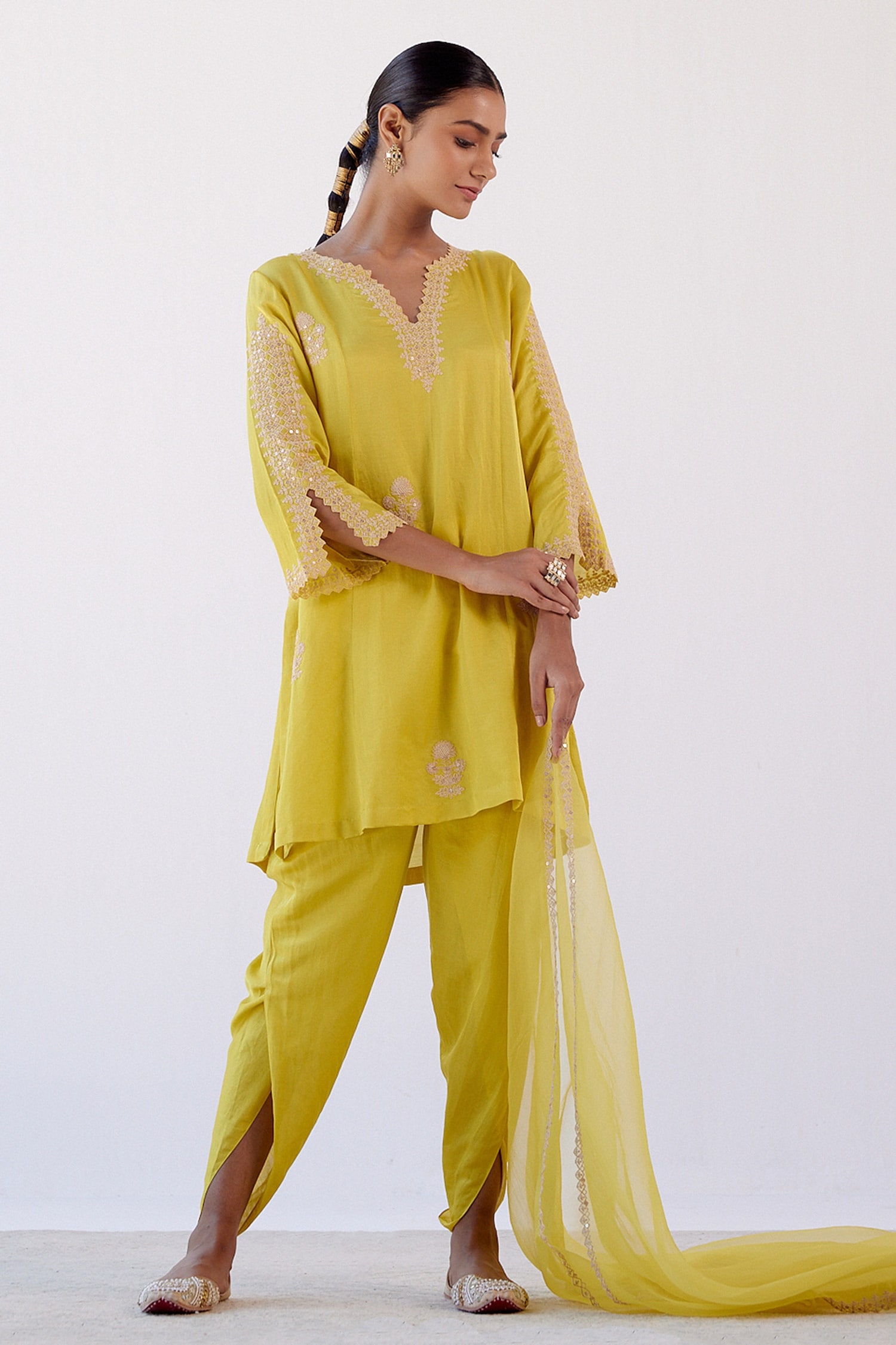 Buy Yellow Cotton Silk And Organza Embroidered Floral Kurta Dhoti Pant
