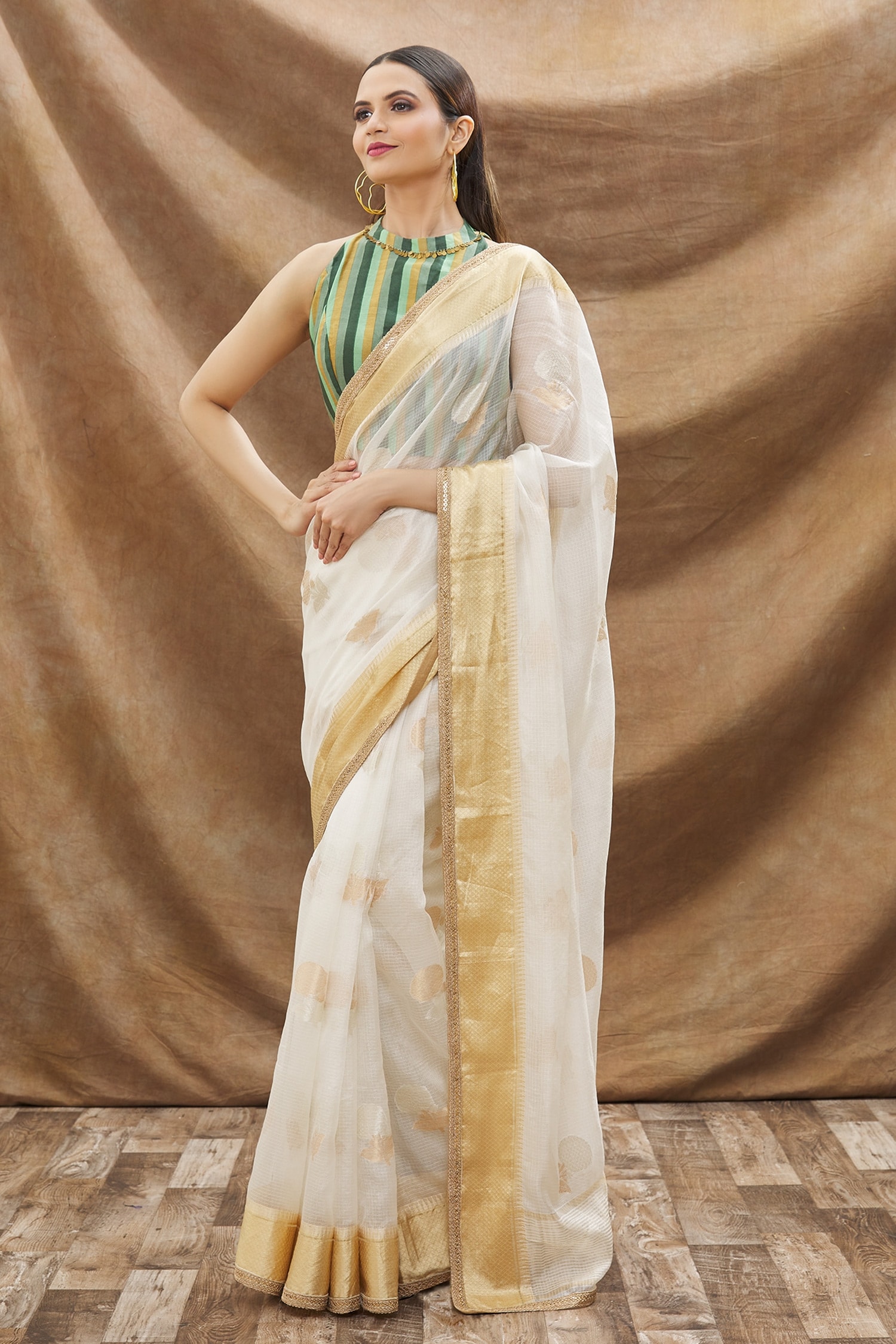 Oshi By Shikha Off White Woven Saree With Printed Blouse