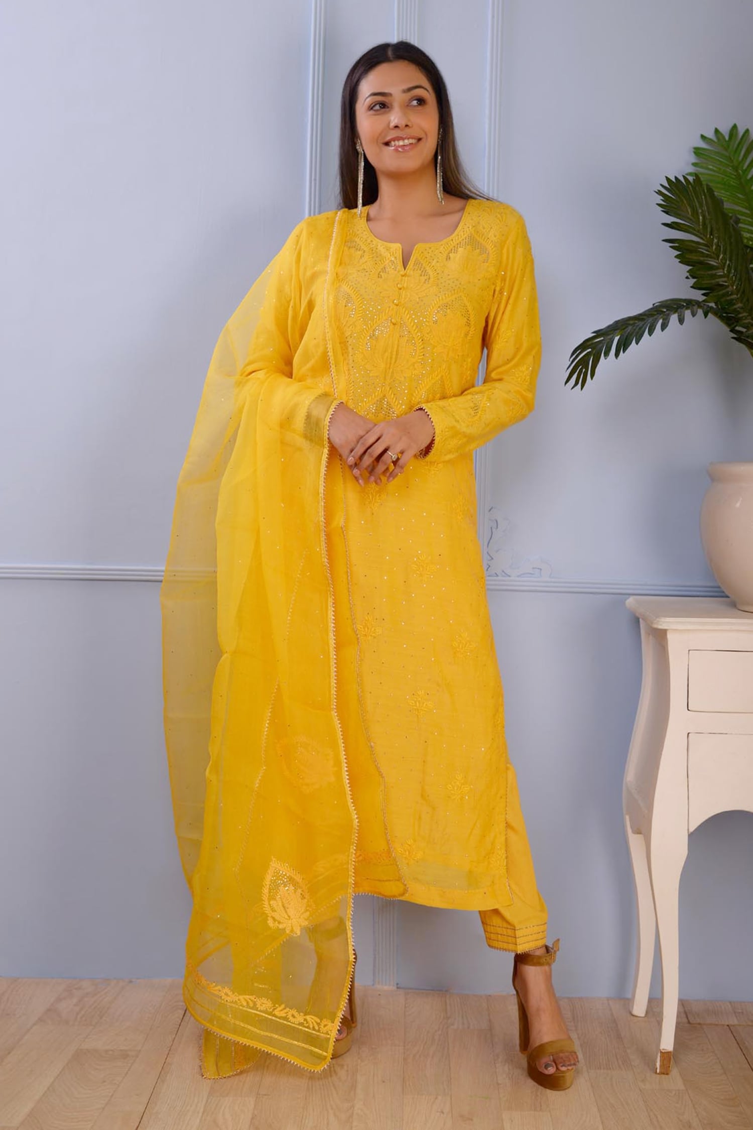 Buy Abbaran Yellow Lucknowi Cotton Silk Kurta Set Online | Aza Fashions