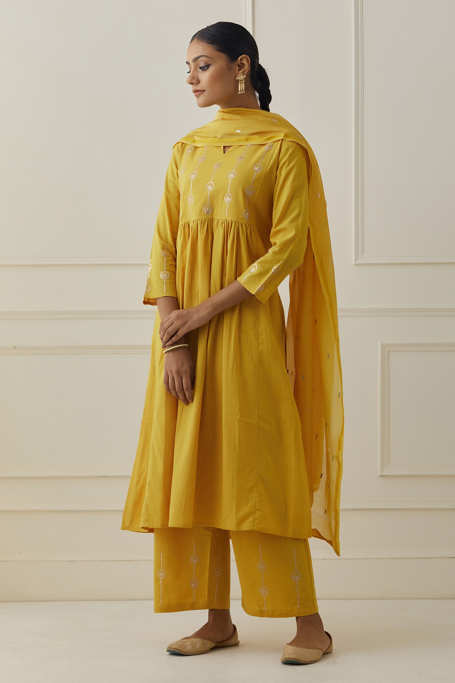 Buy Sleeve & Yoke Work Kurta Set by Kamaltaas at Aza Fashions