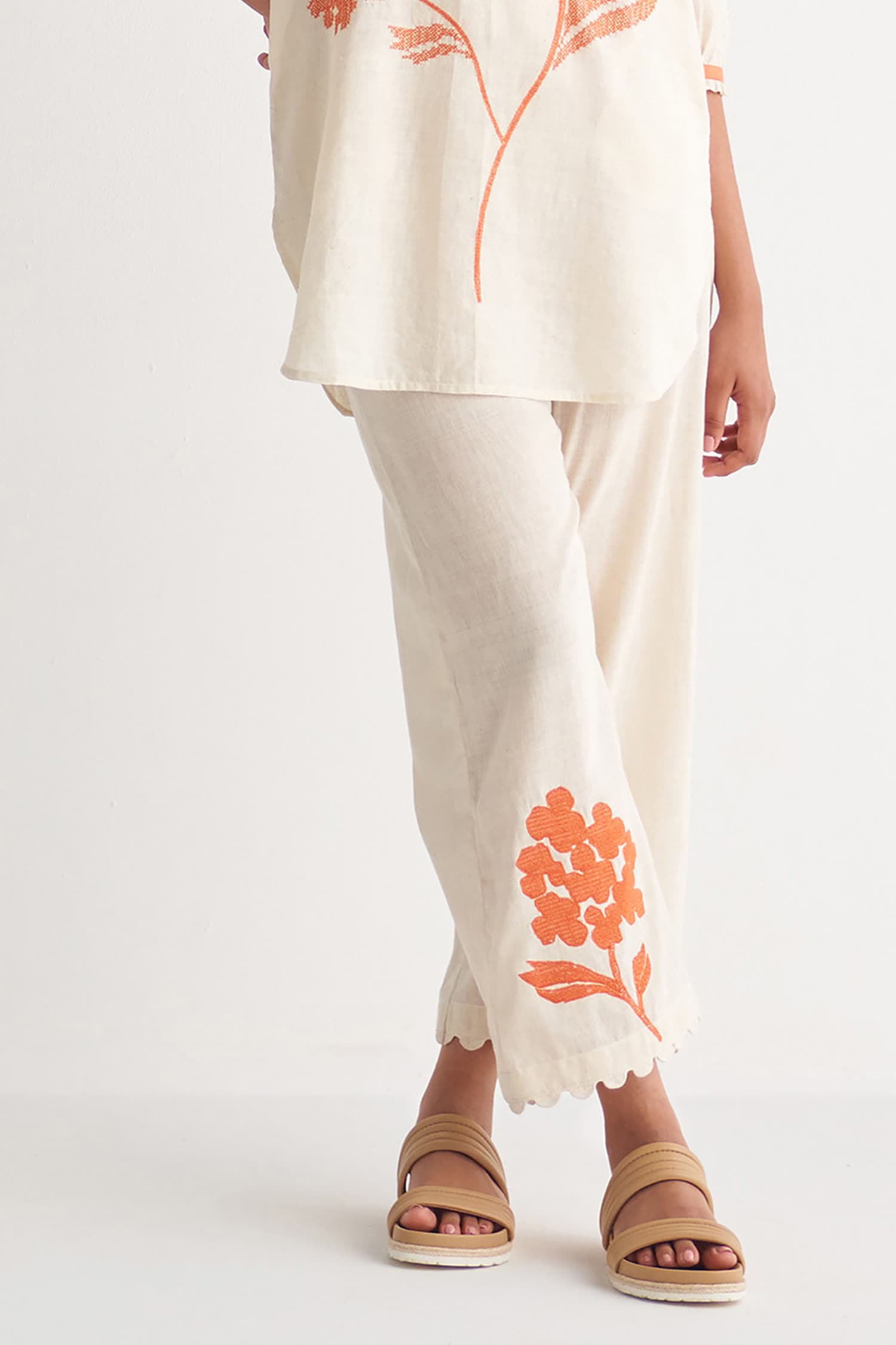 Beige Linen Pants with Embroidered Pocket  Nineh