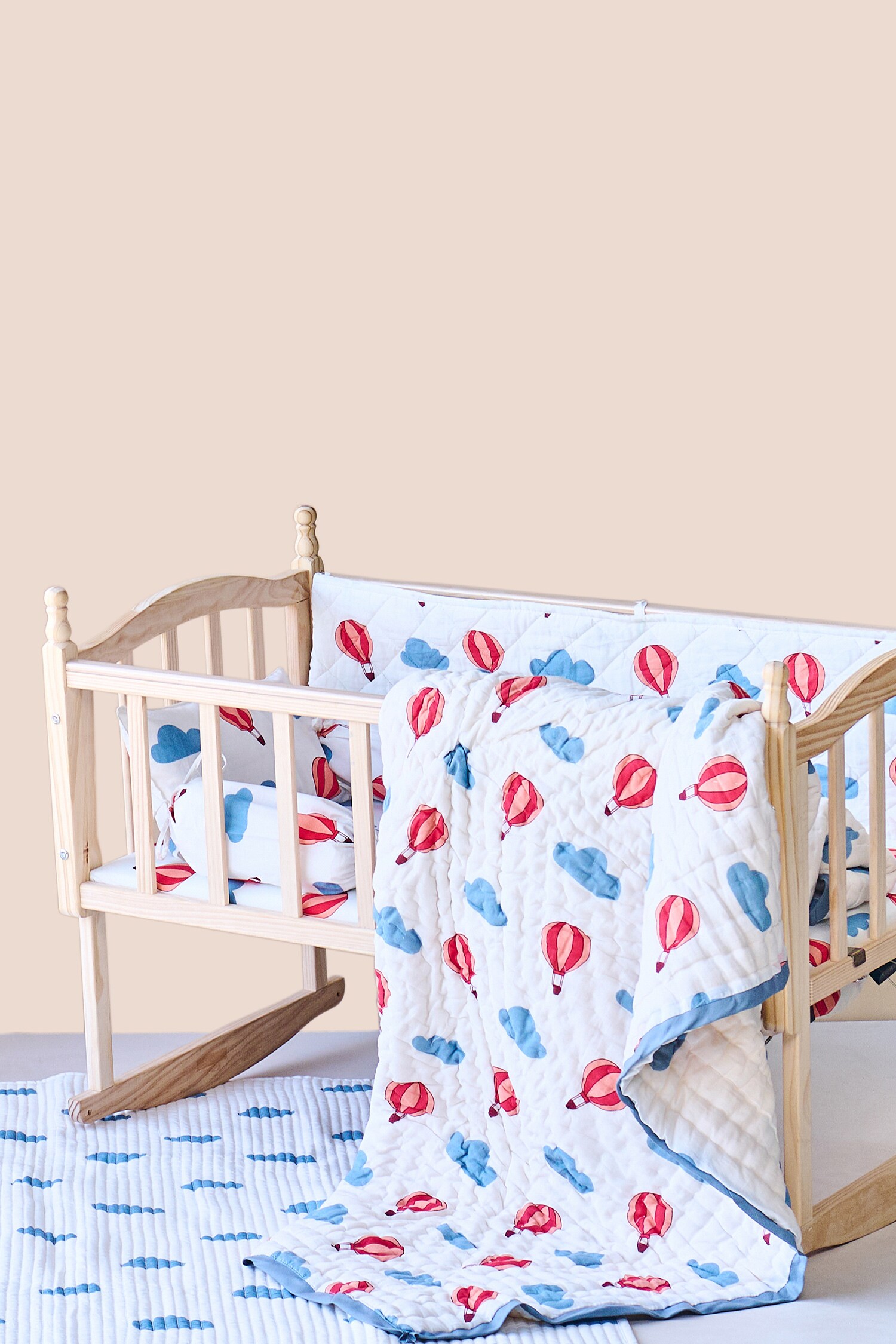 Buy Hot Air Balloon & Cloud Print Baby Cot Set by Jaipur Gate at Aza
