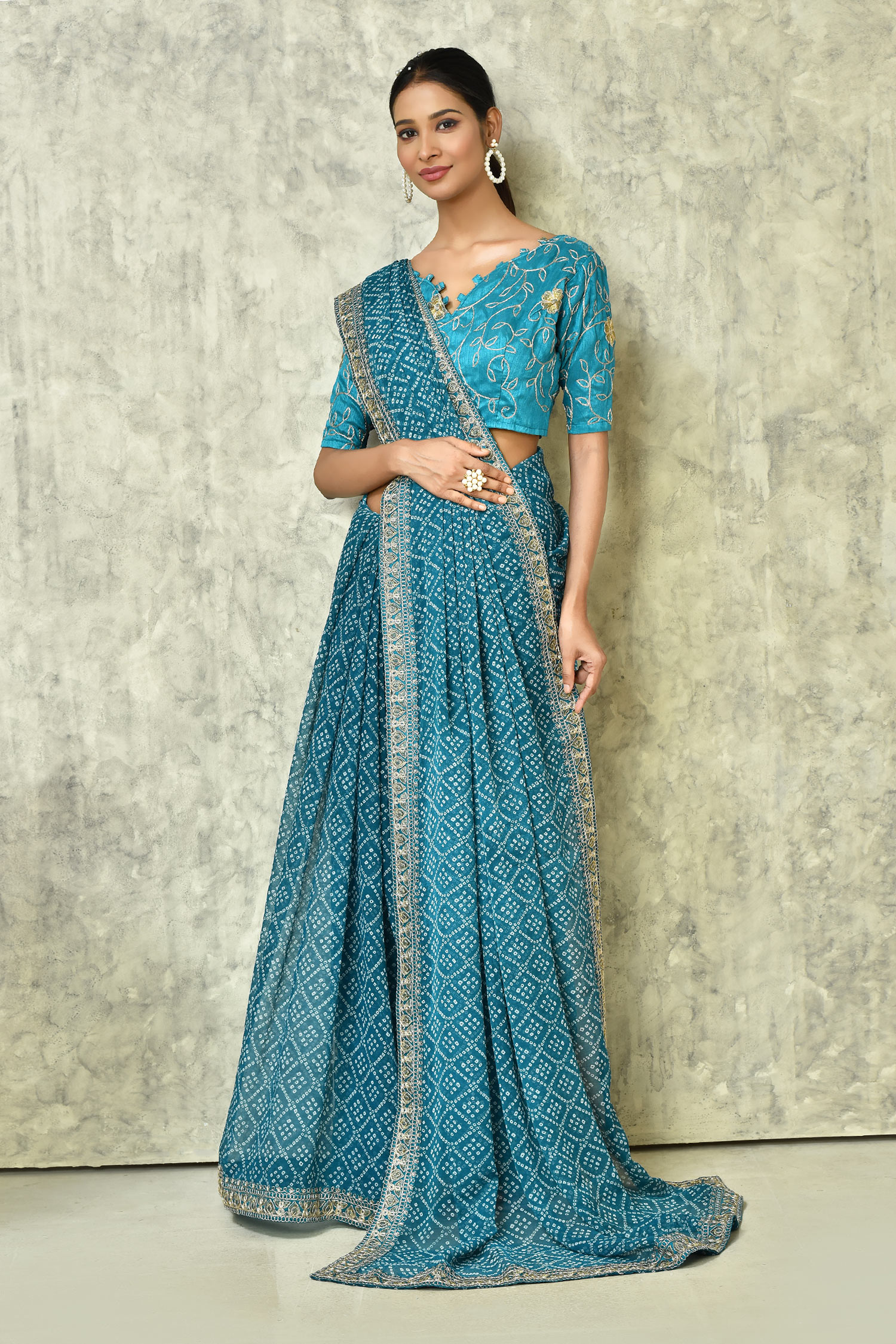 Buy Blue Saree And Blouse Georgette Petticoat Lycra Ombre With For Women by  Sawan Gandhi Online at Aza Fashions.