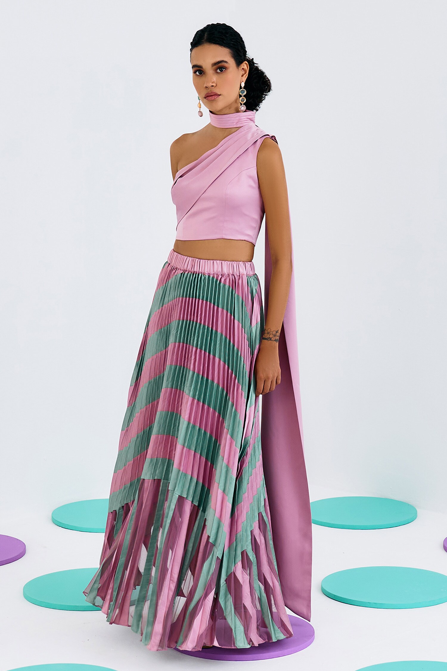 Buy Pleats By Aruni Pink Crepe Satin Striped Pattern Pleated Skirt