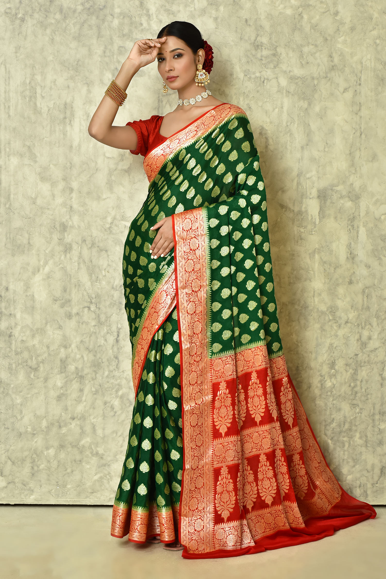 buy-green-pure-chiffon-georgette-woven-flower-pattern-saree-with