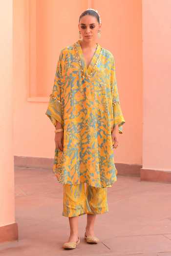 Chinnon crepe kaftan pant set with black and white work main image 0