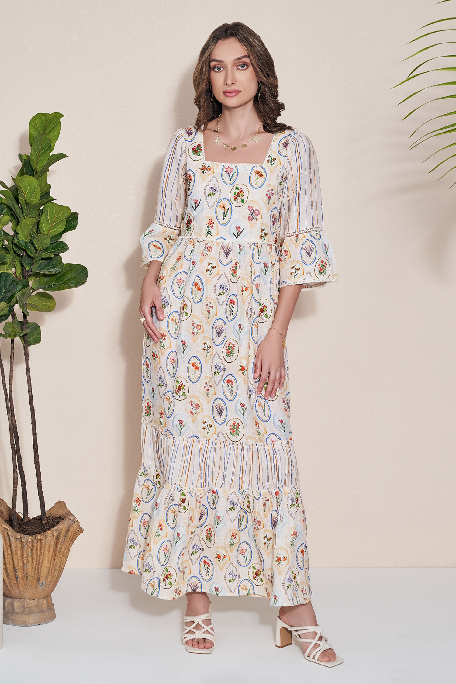 V-neck Flare Sleeve Print Maxi Dress | Floral print chiffon maxi dress, Maxi  dress, Chiffon fashion