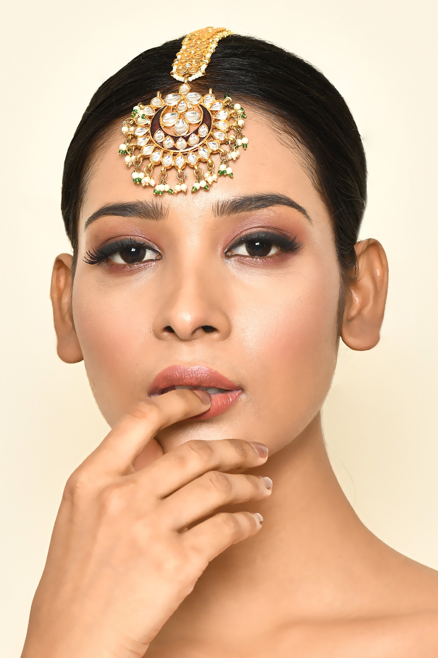 Just Shradha's Green Bead Kundan And Embellished Maangtikka