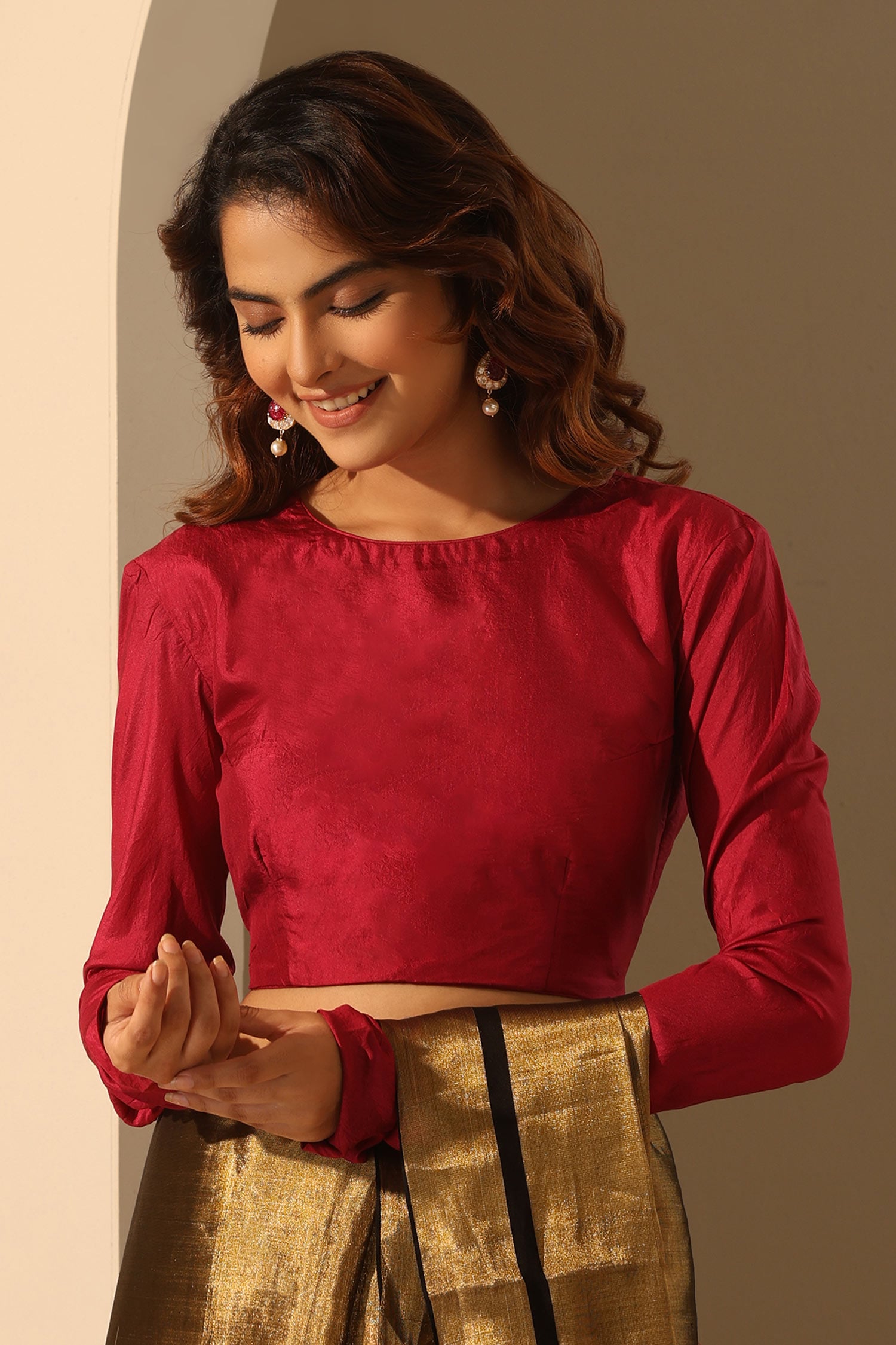 Buy Maroon Raw Silk Plain Band Collar Puff Sleeve Blouse For Women by  Weaver Story Online at Aza Fashions.