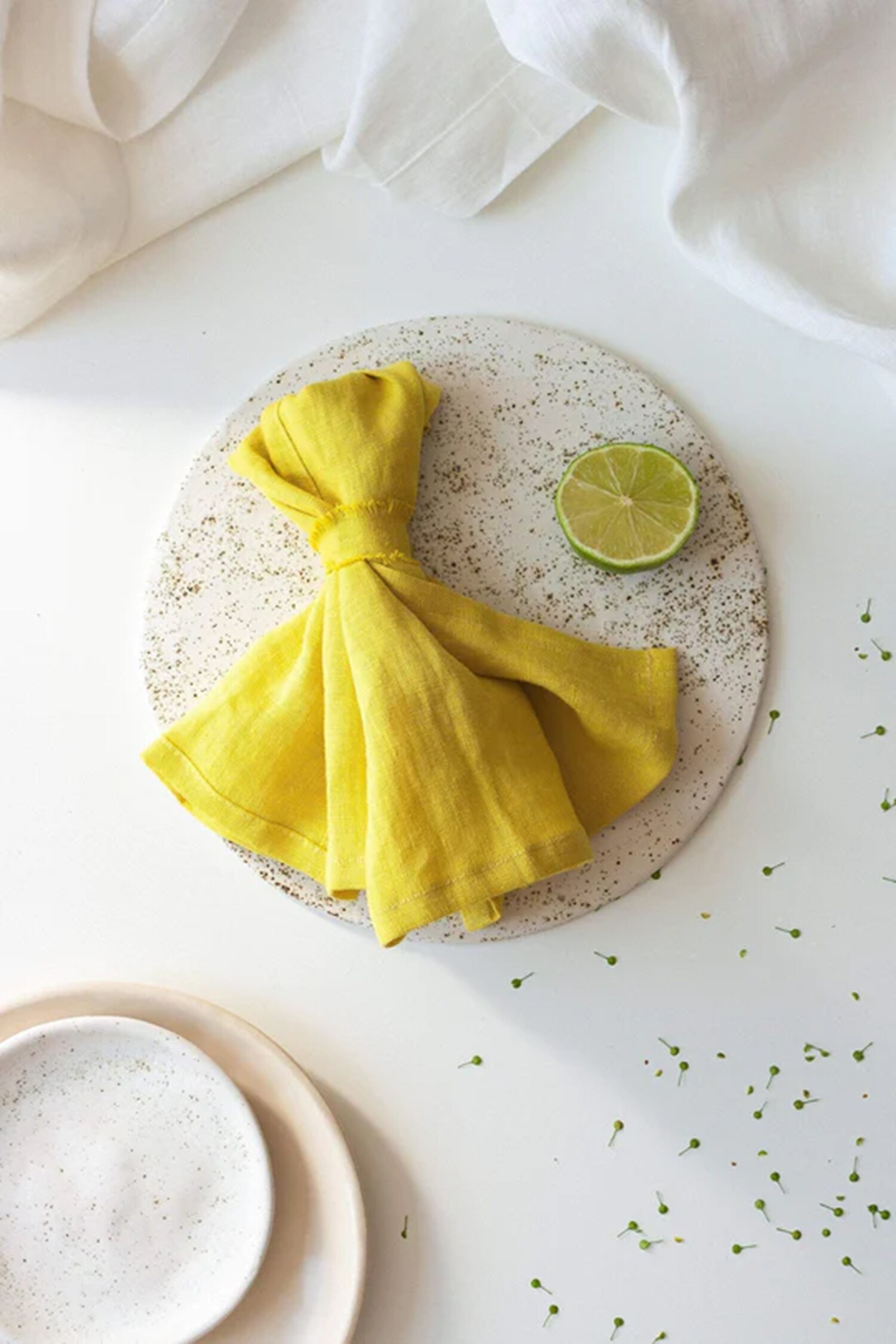 Thread Connect Solid Linen Table Cover 6 Pcs Set