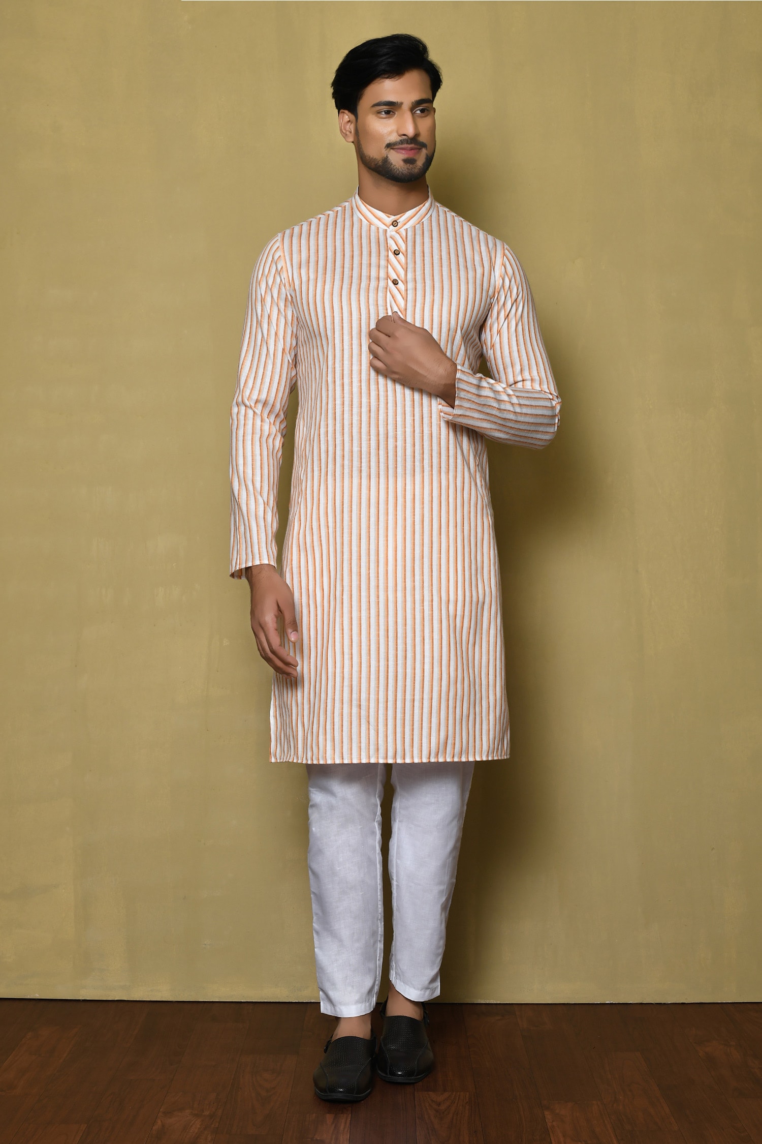 Arihant Rai Sinha Orange Cotton Stripe Full Sleeve Vertical Pattern Kurta For Men