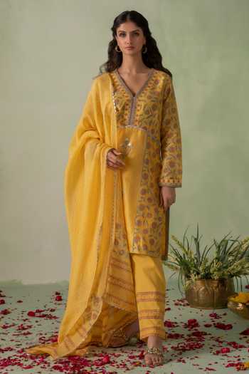 Cotton Kurta And Pant Set In Block Print main image 1