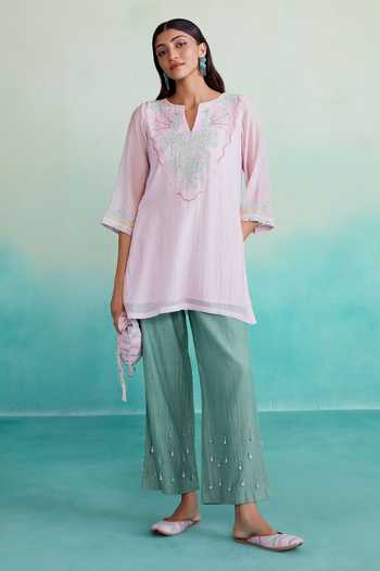 Pink Yarn Dyed Foil Printed Polka Dots Chanderi Straight Kurta with Trouser Set main image 1