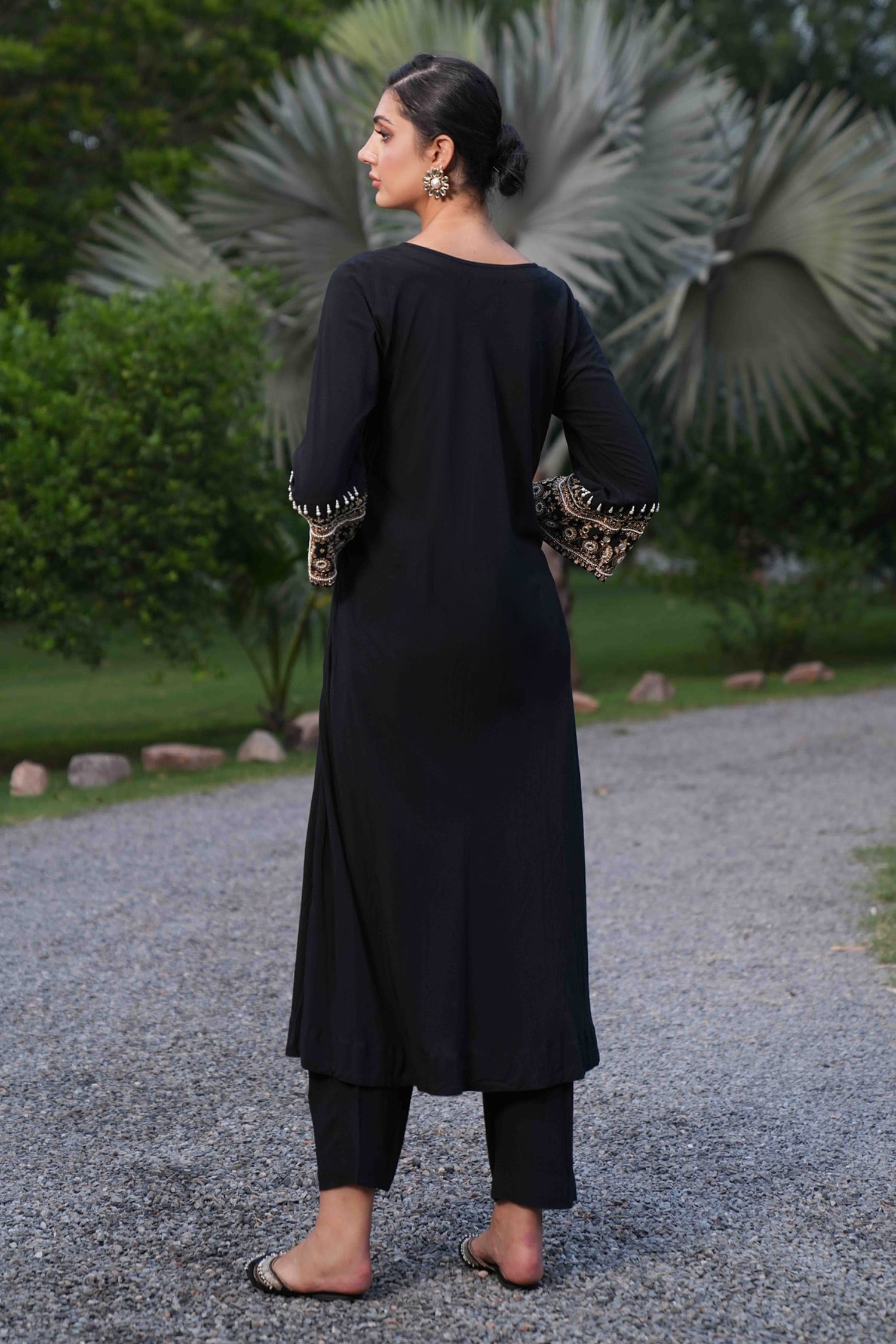 Top 30 Latest Plain Black Kurti Designs for Women (2023) - Tips and Beauty  | Black kurti, Kurti designs, Kurti designs party wear