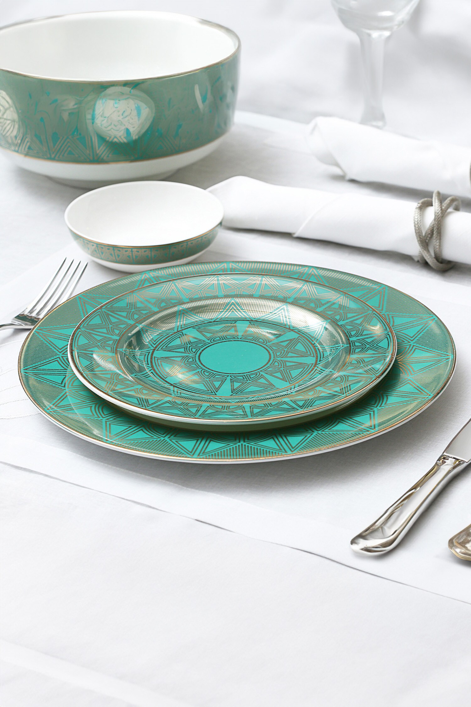 Perenne Design Green Fine Bone China Emerald Palace Dinner Plate Set Of 2