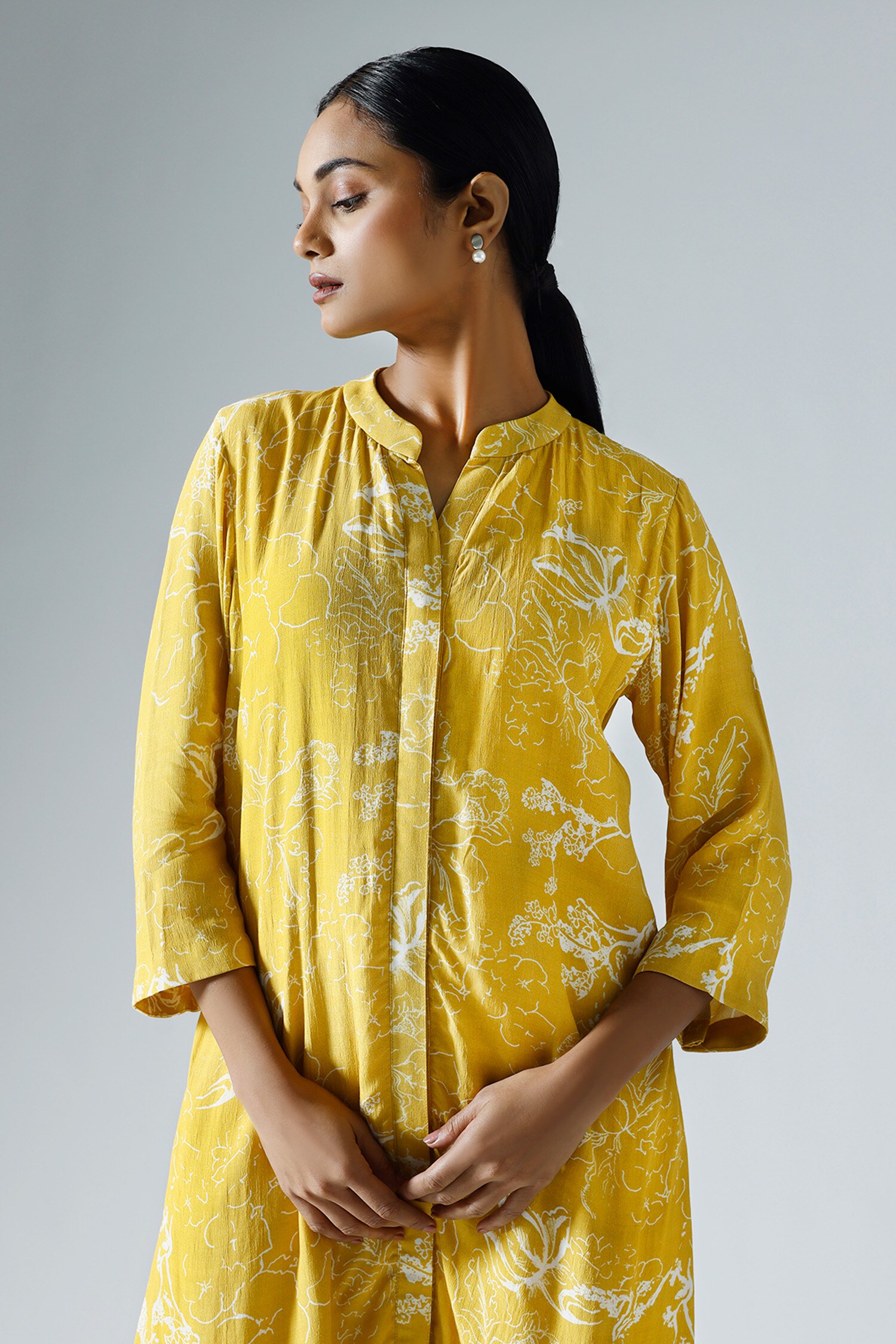 Buy Yellow Crepe Printed Abstract Floral Mandarin Tunic And Pant 