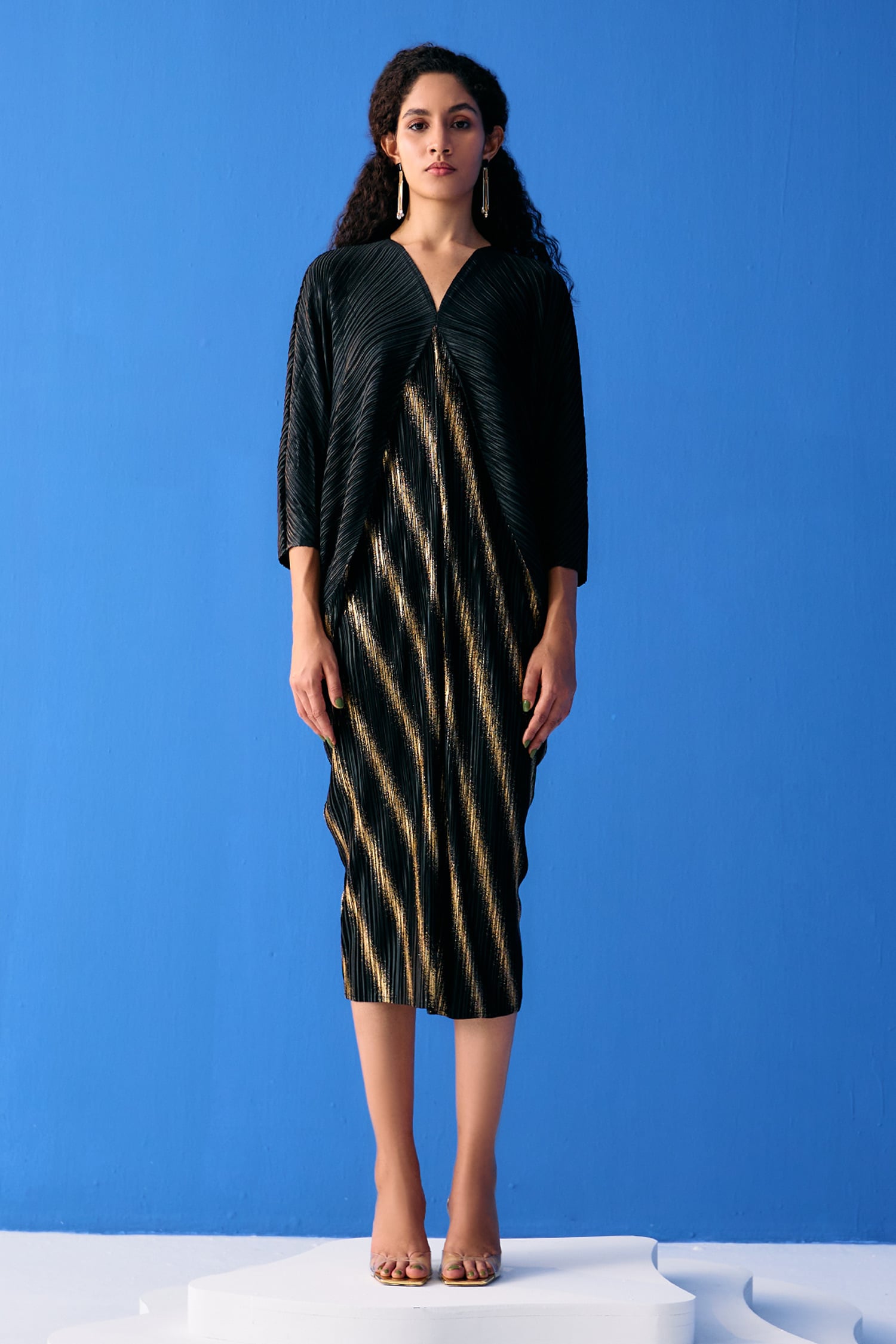 Buy Pleats By Aruni Black Polyester Dual Tone Metallic Midi Dress ...