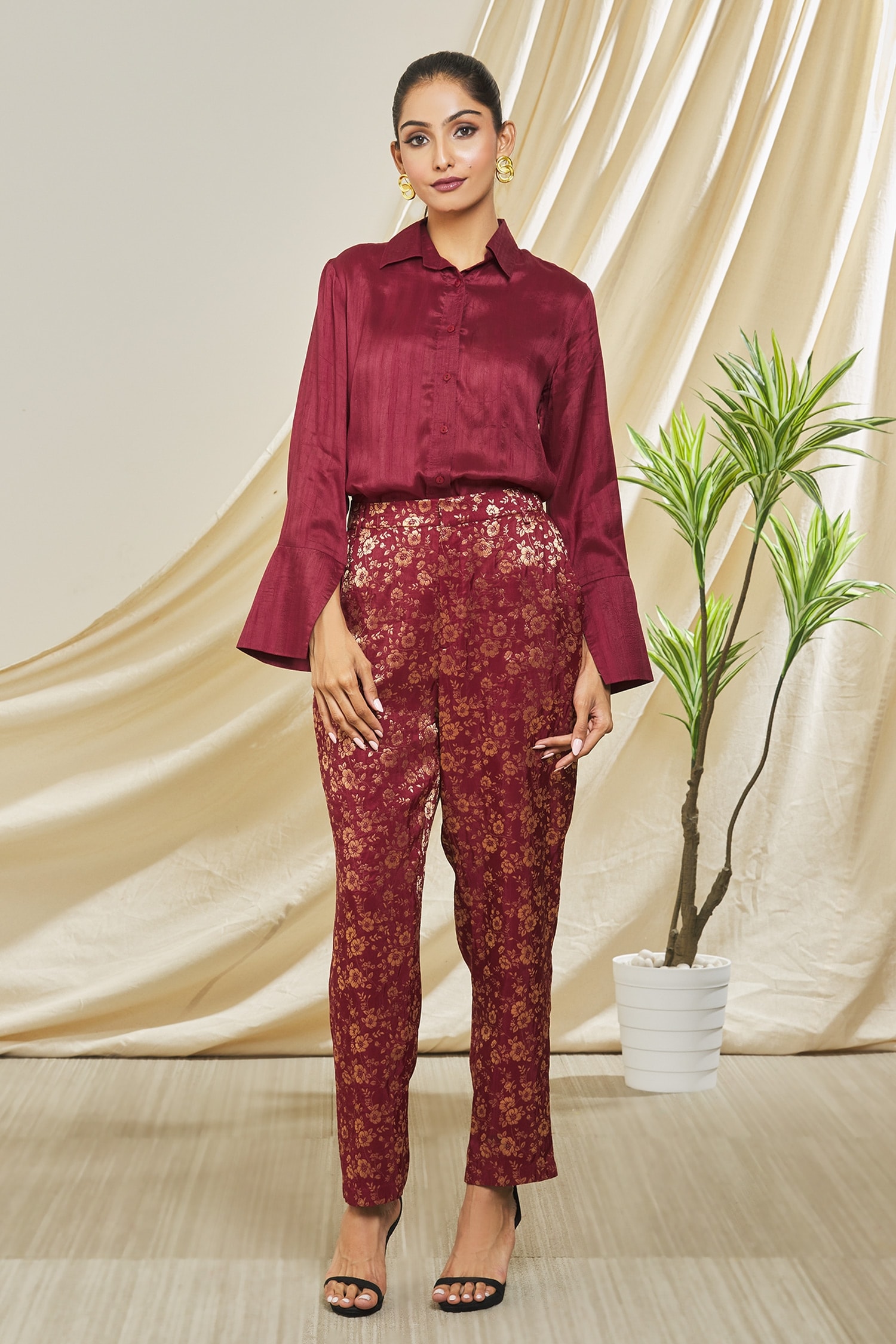 Buy Banarasi Brocade Pants for Women Online from India's Luxury Designers  2024