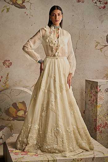 3D PEARL EMBELLISHED LEHENGA SET
