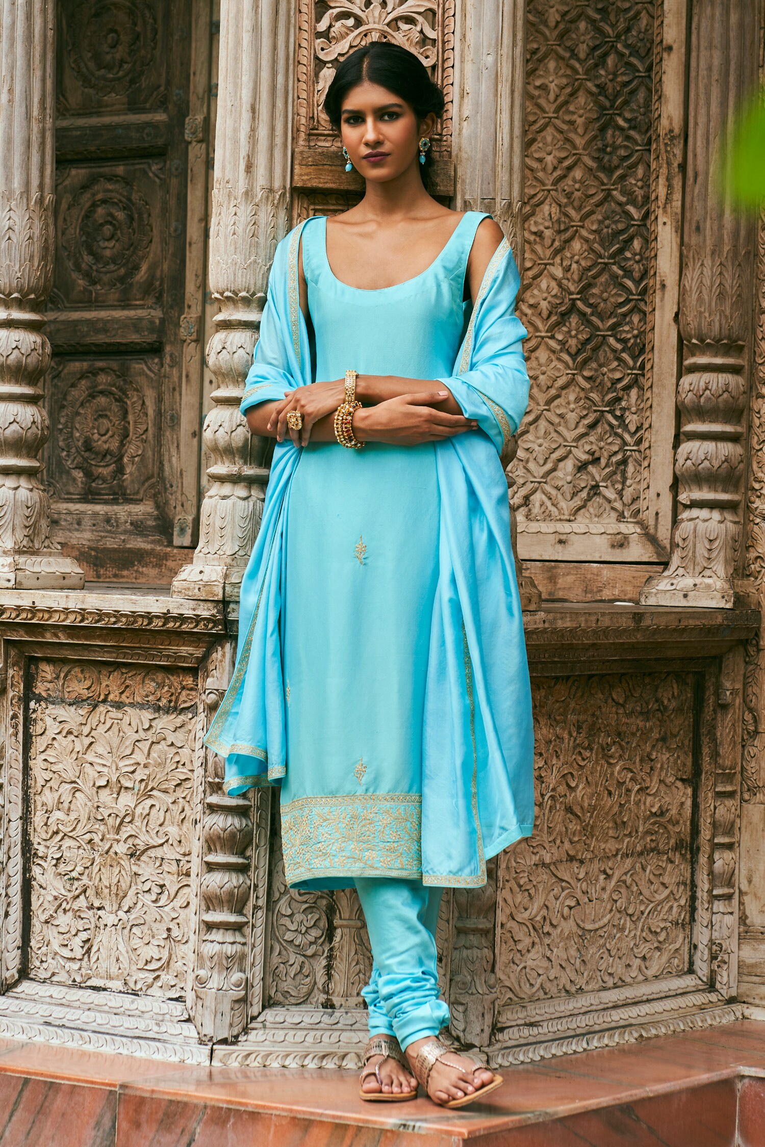 Buy The Whole Nine Yards Blue Dupion Silk Aambar Placement Embroidered Kurta Churidar Set Online