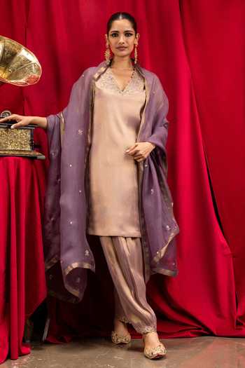 Saanvi Peach Cotton Kurta Set for Women main image 1