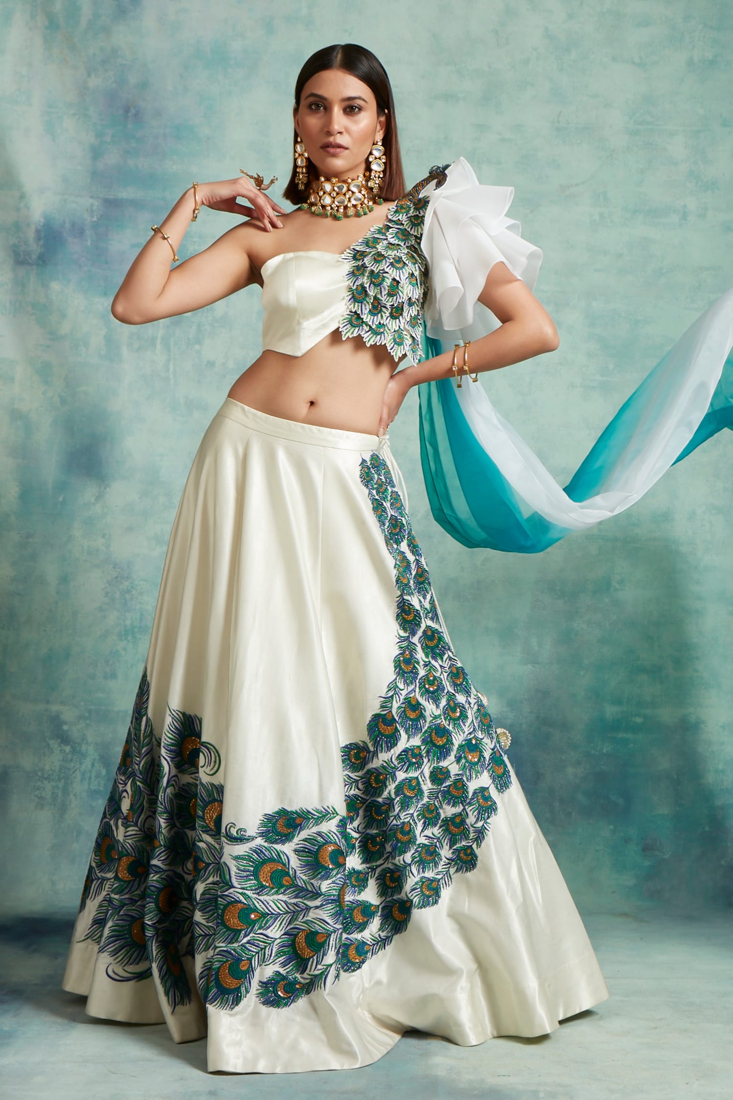 Buy Designer Bridal Lehenga & Wedding Lehenga Choli Online