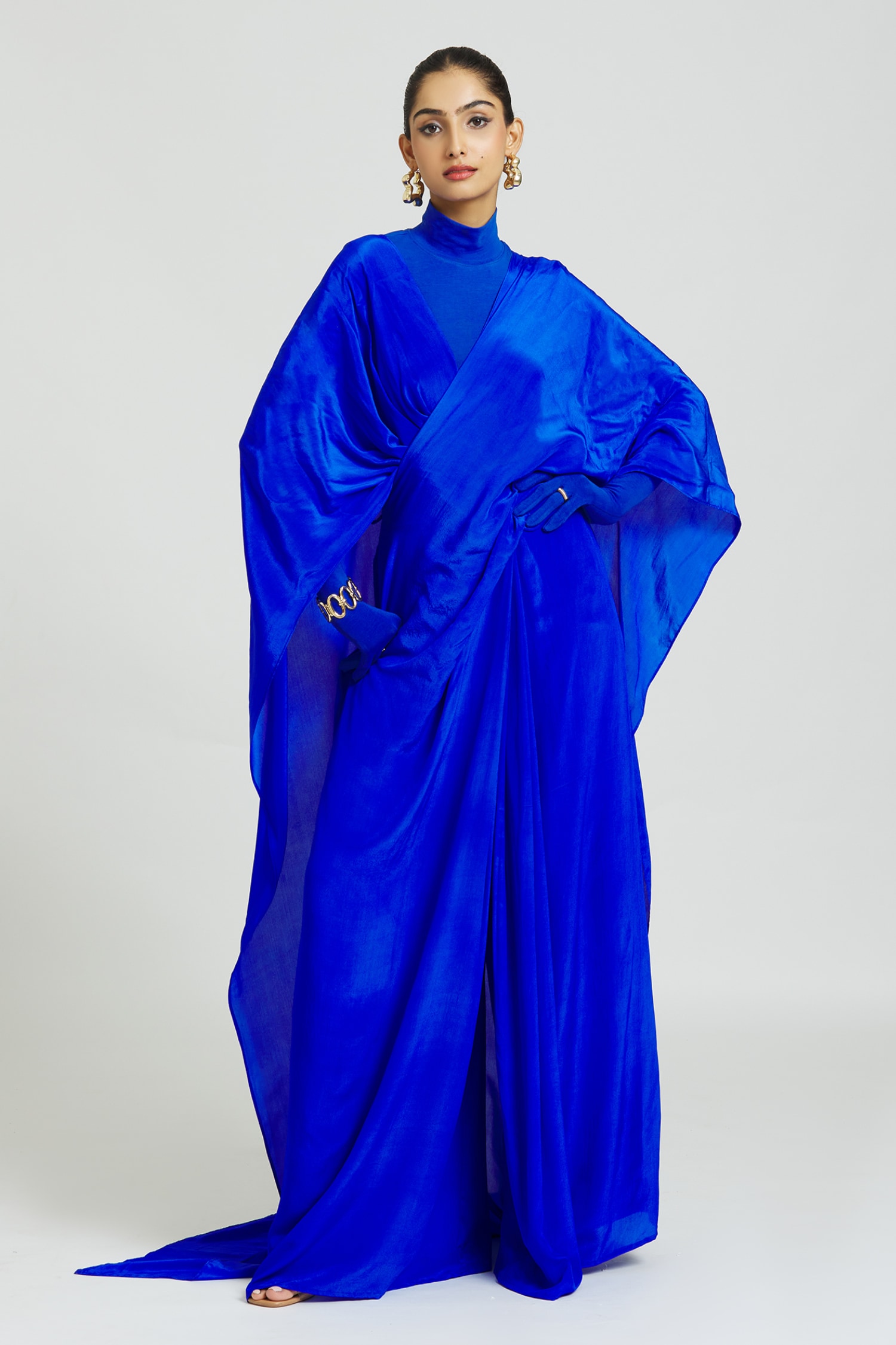 Buy Huemn Blue Silk Crepe Plain Dual Pallu Pant Saree Online | Aza Fashions