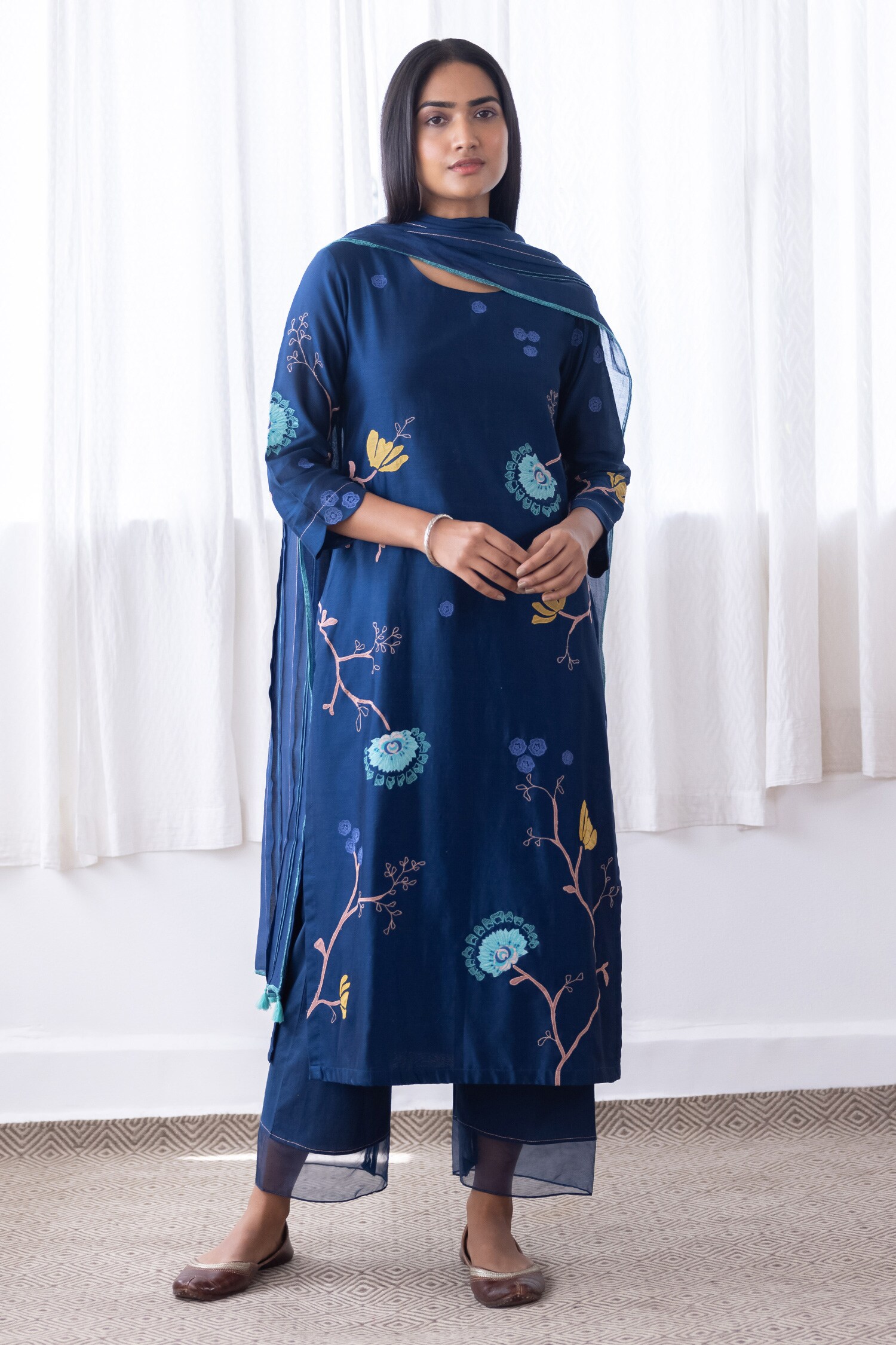 Buy Blue Muslin Cotton Embroidery Floral Applique Bloom Kurta Pant Set
