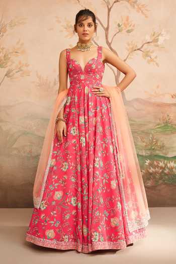 Women Pink Sequins Sweetheart Neck Anarkali Kurta