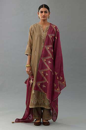 Women Onion Rayon Chanderi Zari Kurta Set