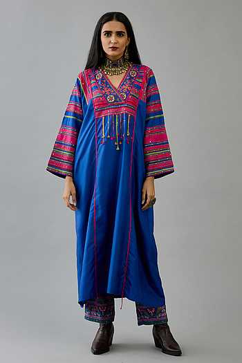Blue Muslin Yoke Embroidery Panelled Kurta Set
