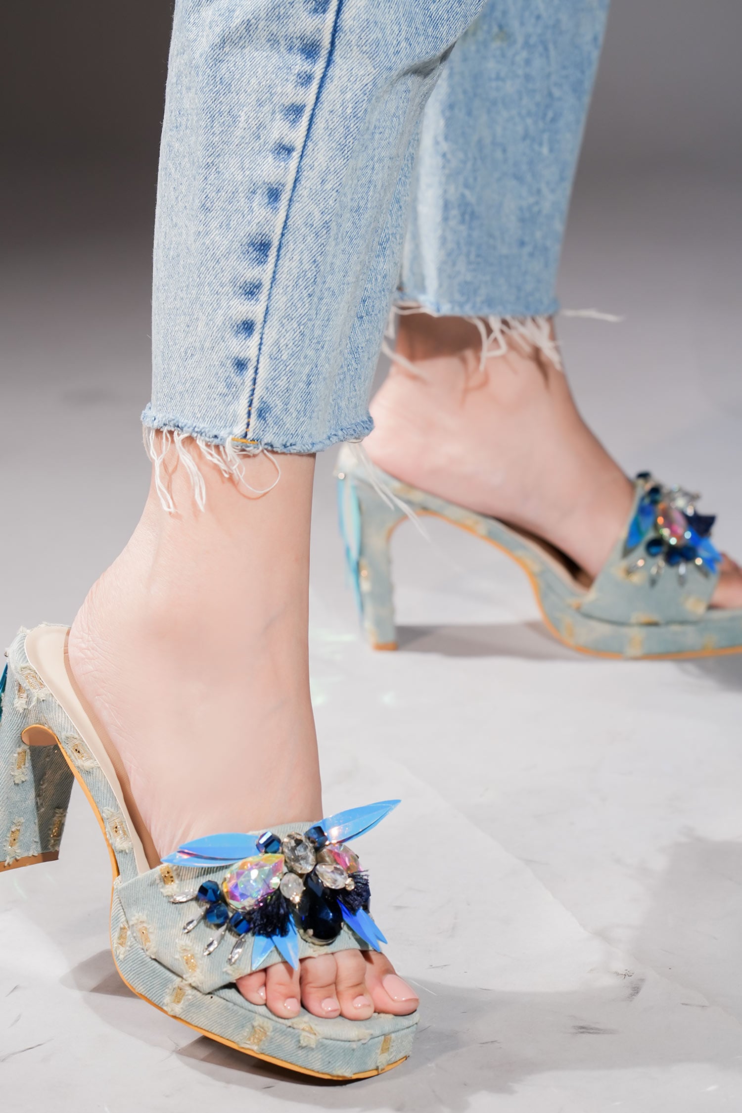 ALDO Lolla Blue Floral Block Heel Shoe 7.5 EU 38 | Block heel shoes, Calf  hair shoes, Black patent leather heels