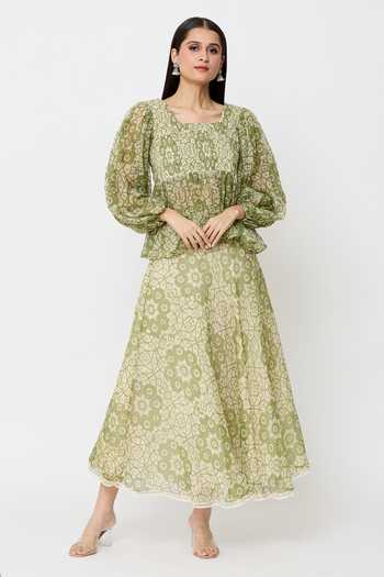 Sycamore Green Color Chanderi Silk Katha Neck Work Top Material And Pant Material With Painted Chanderi Dupatta