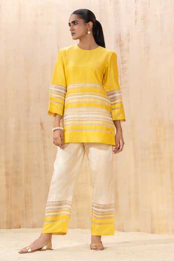 Women's Yellow Viscose Chanderi Embroidered Straight Kurta with Pant And  Dupatta Sets