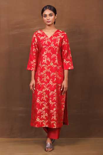 Buy Red Banarasi Silk Handwoven Floral V Neck Straight Kurta And Pant ...