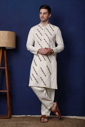 Men’s Cream Floral Embroidered Kurta with White Trousers – Understated Festive Charm