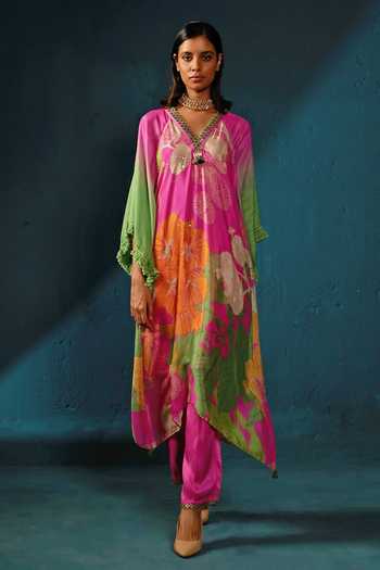 Women Striped Poly Chiffon Print Parade Kurta Set