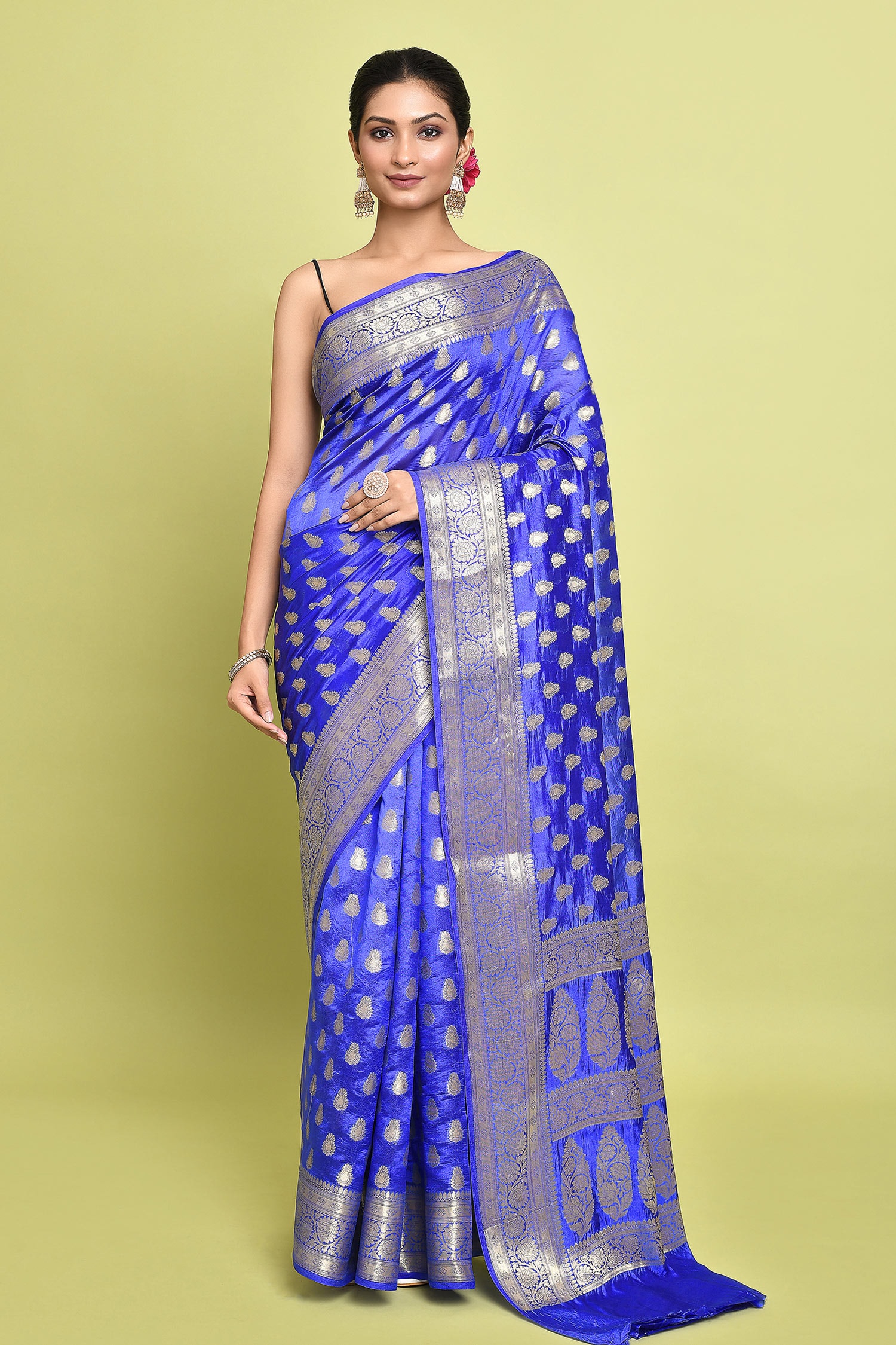 Wildbloom Buta Woven Saree With Running Blouse