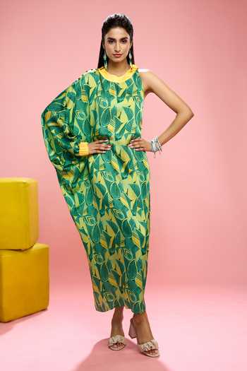 green haldi dress Custom haldi outfit – Ricco India main image 0