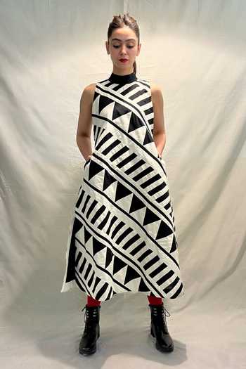 Buy Black Cotton Applique Band Collar Lino Geometric Dress For Women by  Ka-Sha Online at Aza Fashions.