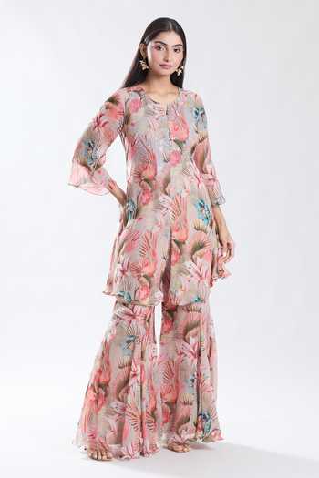 Zahrun Beige Kurta With Hand Embroidered Yoke