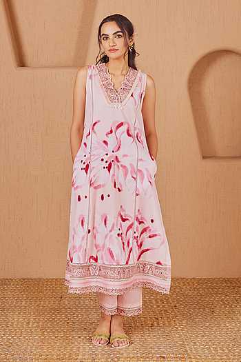Women Pink Printed Cowl Neck A-Line Cotton Kurta