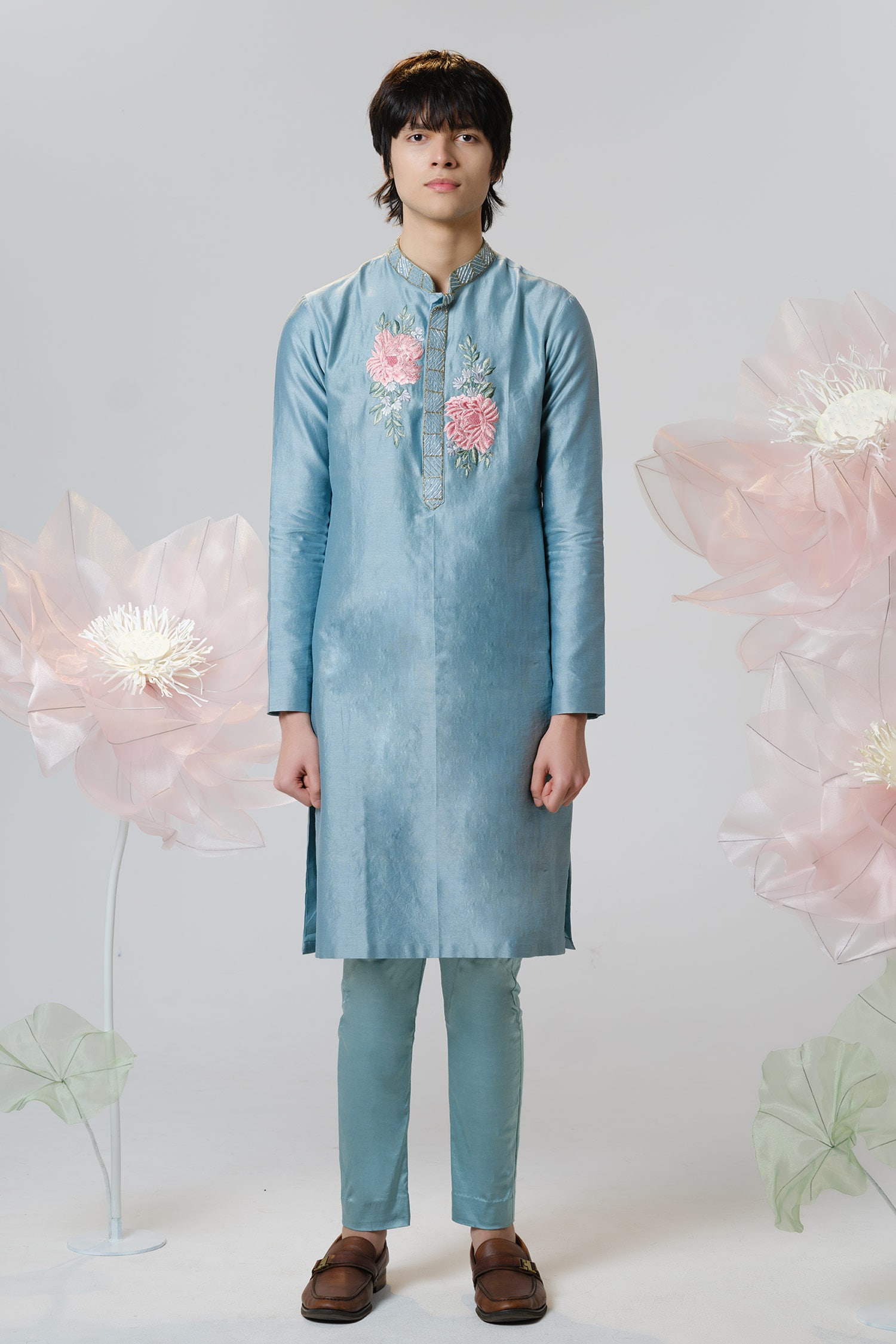 Peony Opulence Embroidered Kurta With Pant 