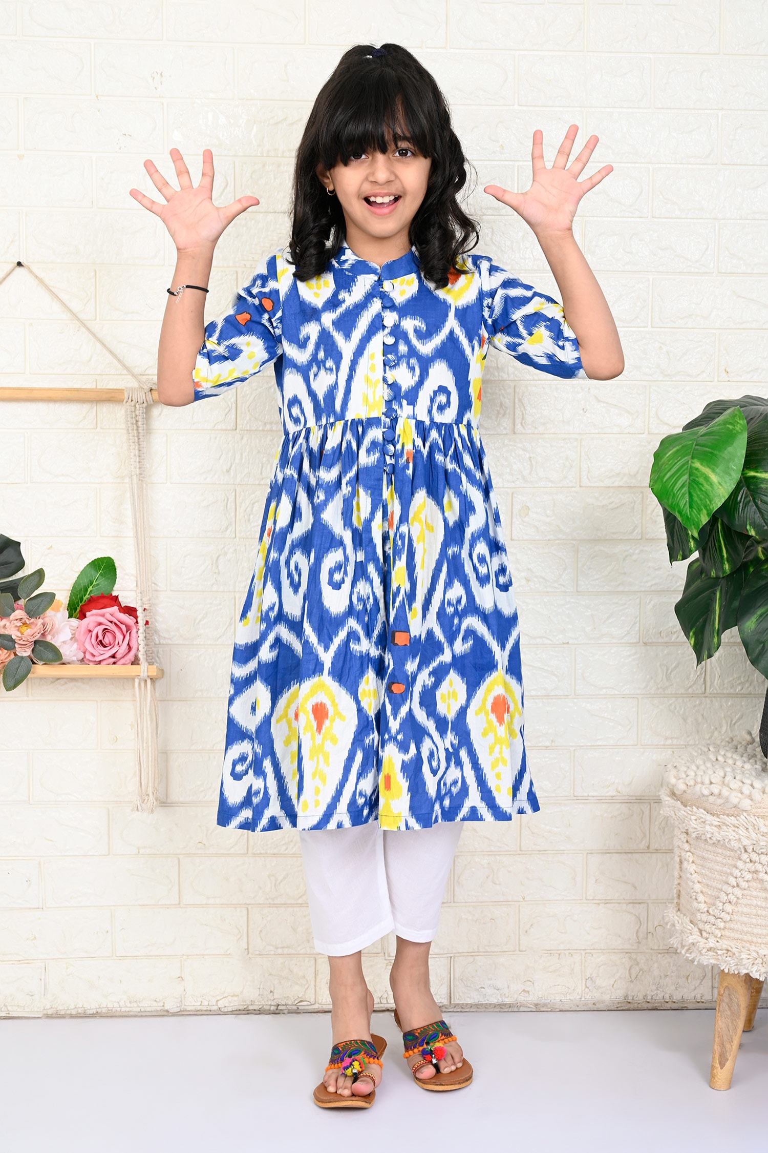 Beach Paisley Ikat Print Kurta With Pant 