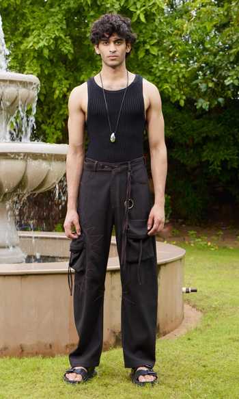 Buy Black Cotton Threadwork Sun In Moon Cargo Pant For Men by 
